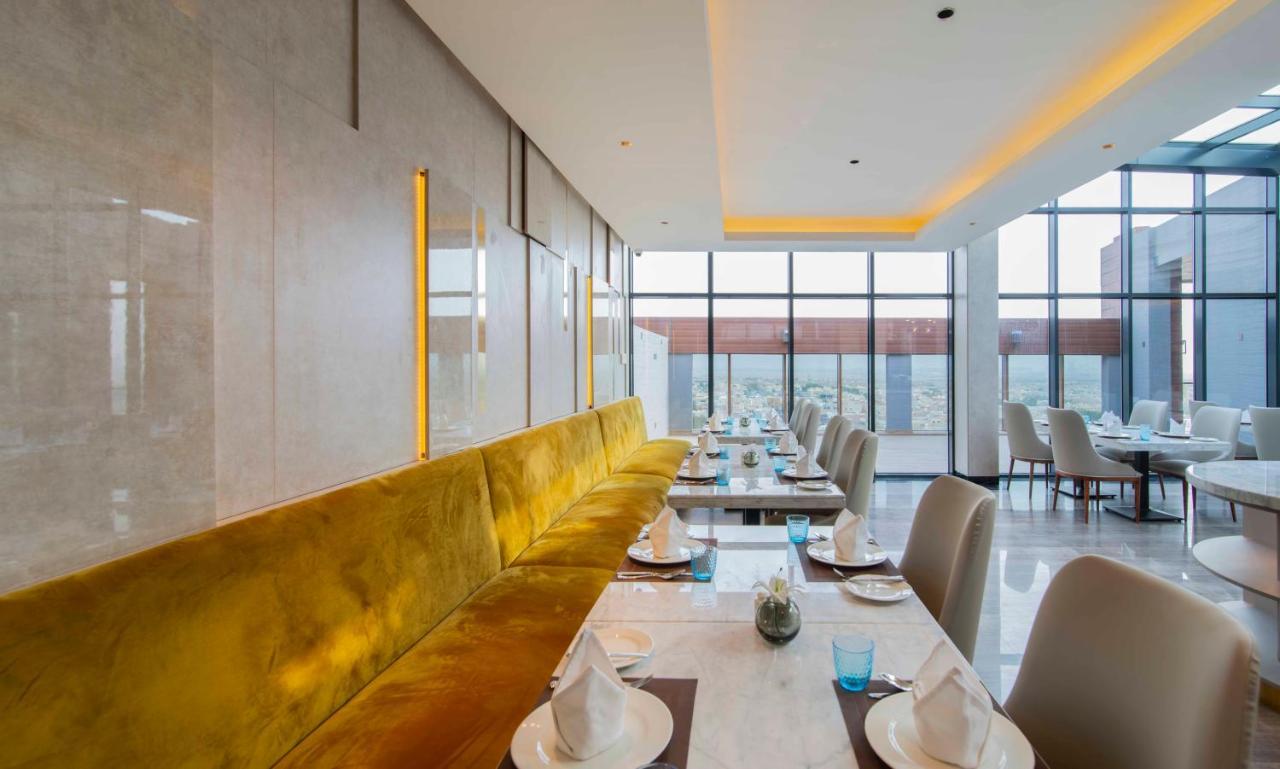 Waw Hotel Suites King Abdullah Road Rijád Kültér fotó